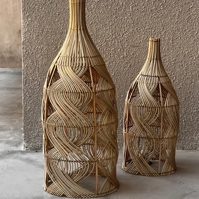 Rippvalgusti Bazar Bizar Garaffa rotang M