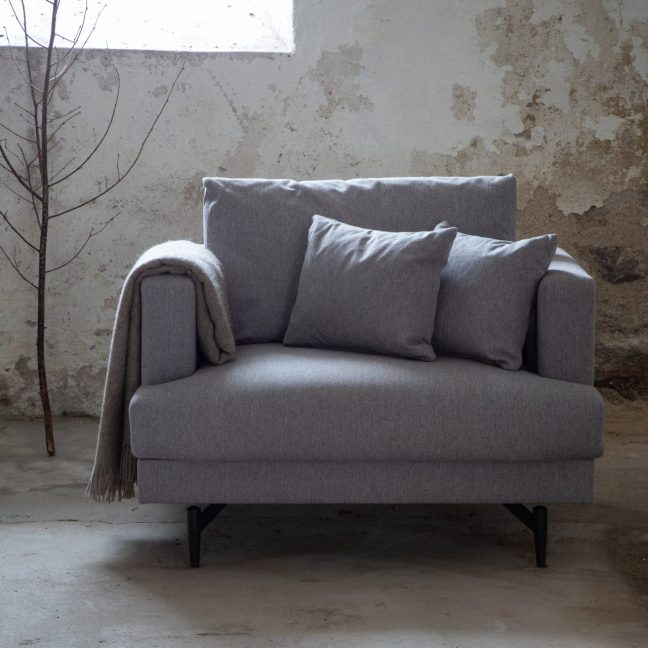 Tugitool Sofia 92x82x104 cm Hall