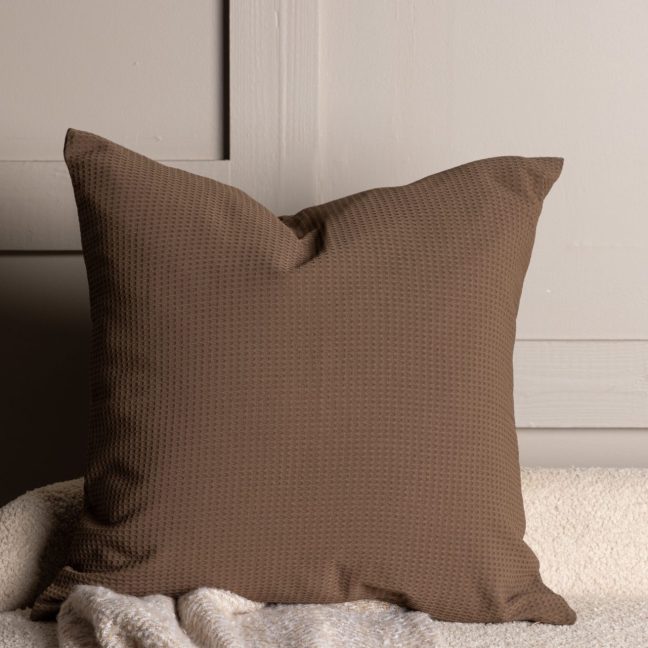 Padjapüür Celine 50x50 cm Tumepruun