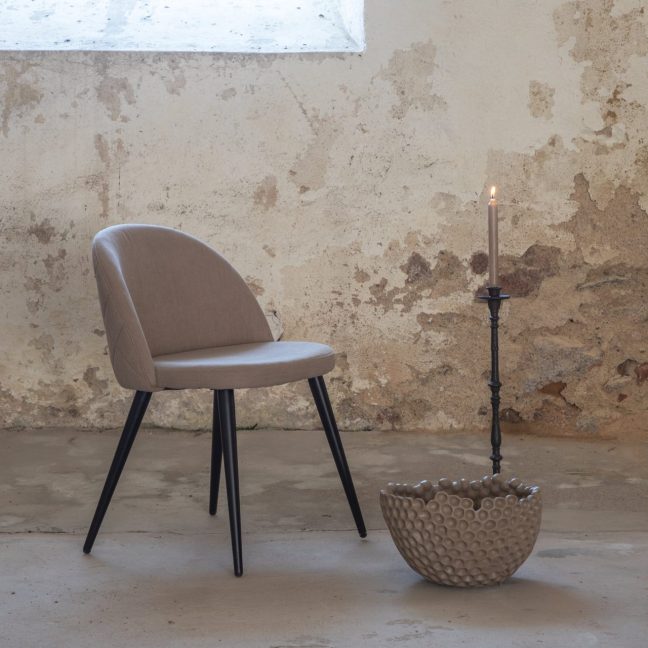 Söögitoolid 2 tk 57x77x50 cm beež