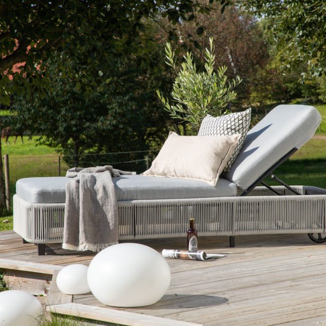 Lamamistool õue Virya 75x205 cm Hall