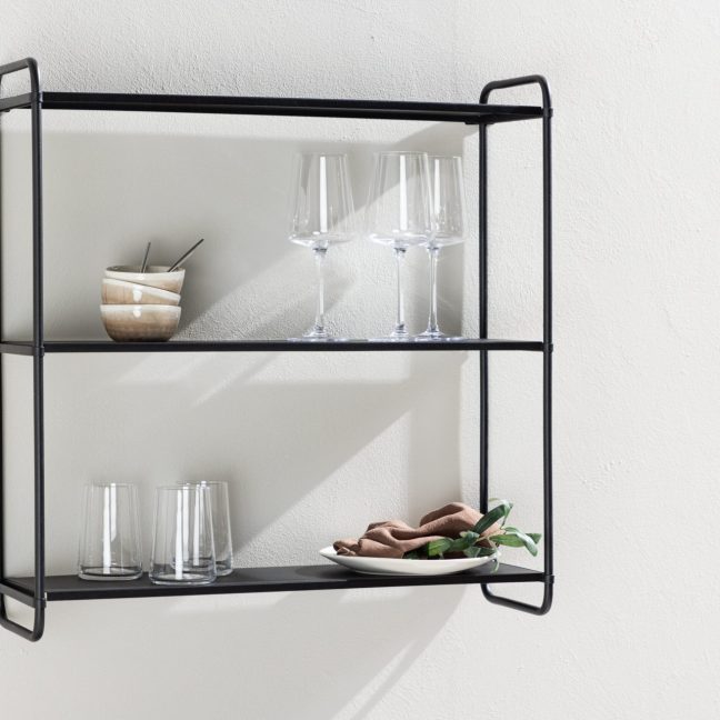 Seinariiul Lyon 62x63 cm Must