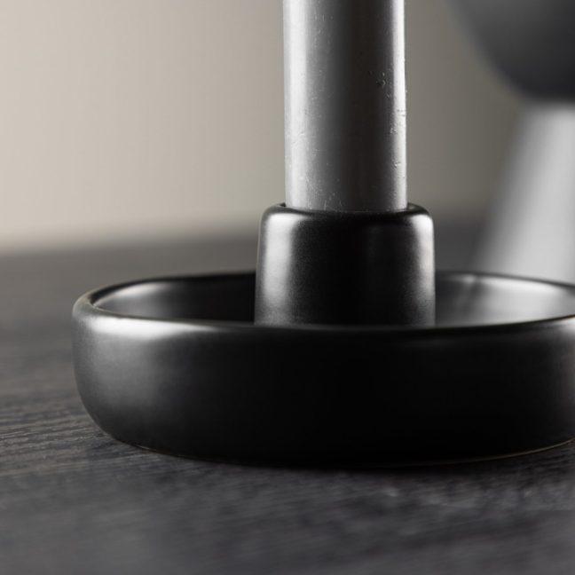 Küünlajalg must Otis 11 cm