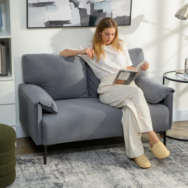 Väike diivan 127x72x84 cm hall sametpolster