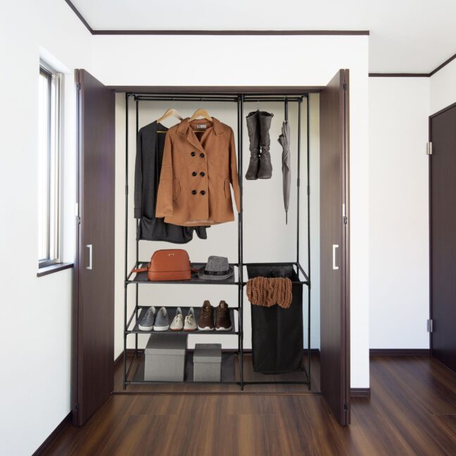 Avatud riidekapp pesukorviga, 180x115x50 cm